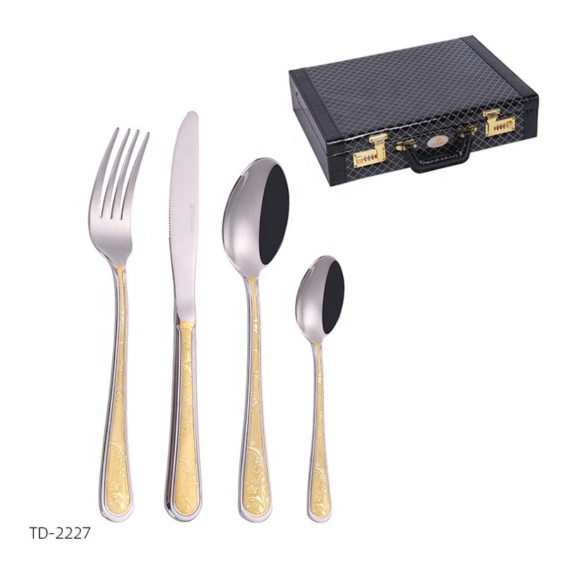 86PCS Hög kvalitet Stainless Steel Gold CutIery Set With Leather Case